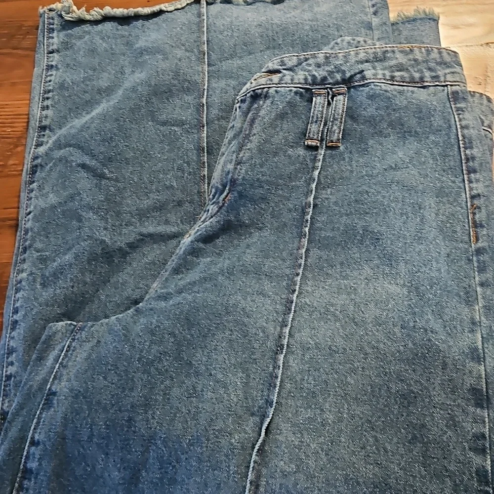 Dazy High- Waise Wide-Leg Blue Jeans - Picture 10 of 12